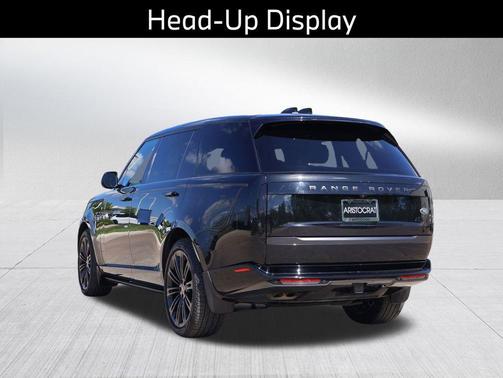 Santorini Black Metallic 2023 Land Rover Range Rover P530 SE