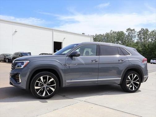 2024 Volkswagen Atlas Cross Sport 2.0T SEL Premium