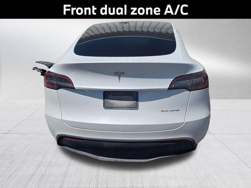 Pearl White Multi-Coat 2023 Tesla Model Y Long Range Dual Motor All-Wheel Drive