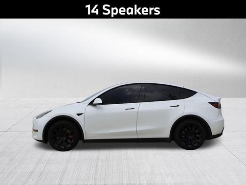 Pearl White Multi-Coat 2023 Tesla Model Y Long Range Dual Motor All-Wheel Drive