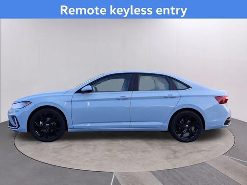 2026 Volkswagen Jetta 1.4T SE