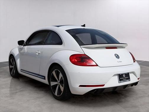 2014 Volkswagen Beetle DSG 2.0T R-Line