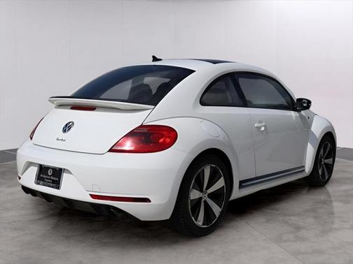 2014 Volkswagen Beetle DSG 2.0T R-Line