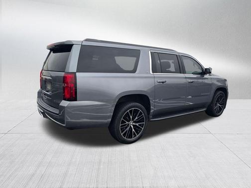 Satin Steel Metallic 2018 Chevrolet Suburban LT