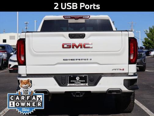 2023 GMC Sierra 1500 AT4
