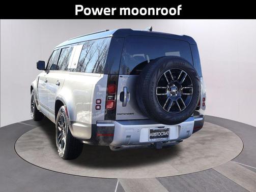 2024 Land Rover Defender 130 P300 S