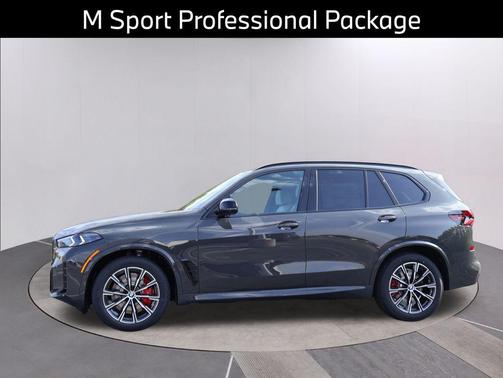 2026 BMW X5 M60i