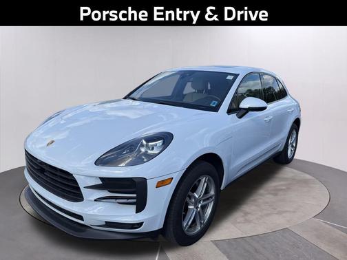 2021 Porsche Macan Base