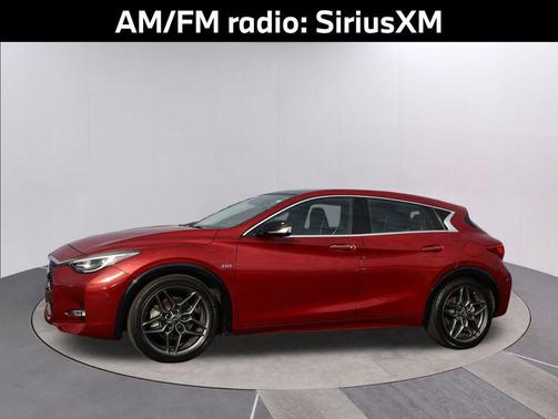 2018 INFINITI QX30 Sport