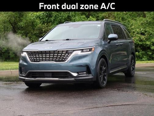 2024 Kia Carnival SX