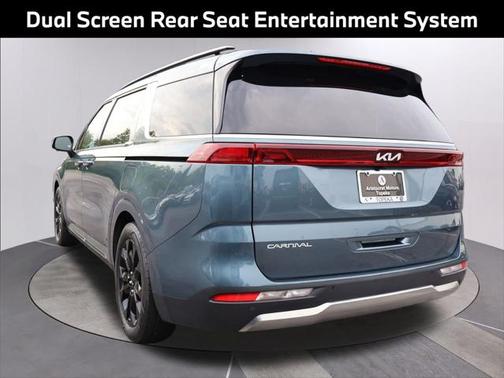 2024 Kia Carnival SX
