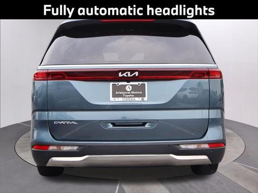 2024 Kia Carnival SX