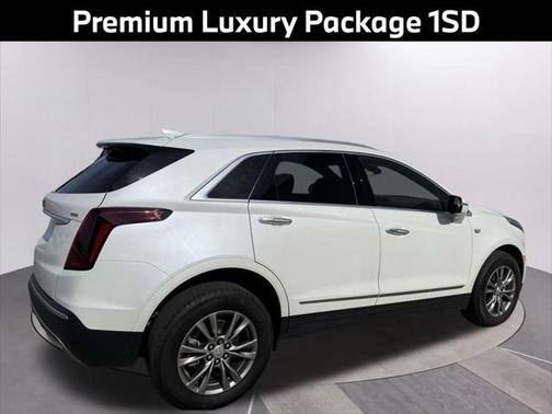 2022 Cadillac XT5 Premium Luxury