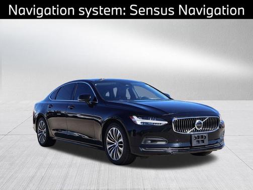 2022 Volvo S90 B6 Momentum