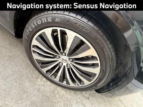 2022 Volvo S90 B6 Momentum