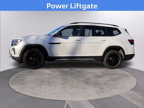 2026 Volkswagen Atlas Peak Edition