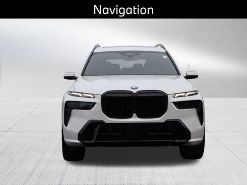 White 2027 BMW X7 xDrive40i