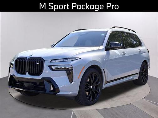 2024 BMW X7 M60i