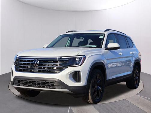 2026 Volkswagen Atlas 2.0T SE w/Technology 4MOTION