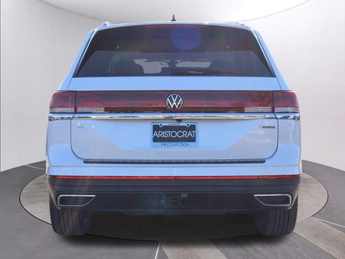 2026 Volkswagen Atlas 2.0T SE w/Technology 4MOTION