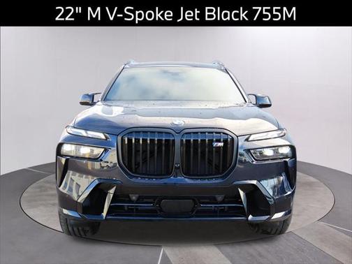 2025 BMW X7 M60i