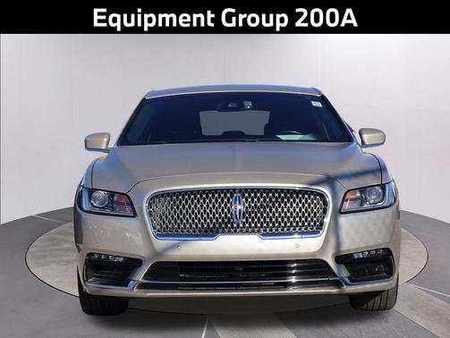 2017 Lincoln Continental Select