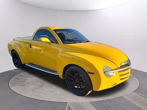 2004 Chevrolet SSR LS