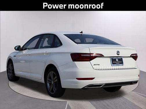 2019 Volkswagen Jetta 1.4T R-Line