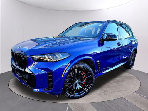 2025 BMW X5 M60i