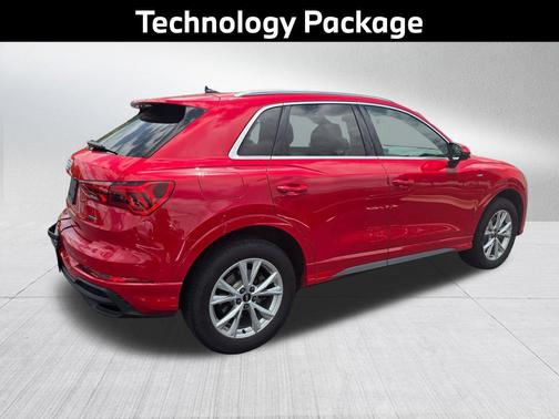 Tango Red Metallic 2023 Audi Q3 45 S line Premium Plus