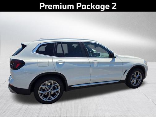 Mineral White Metallic 2022 BMW X3 xDrive30i