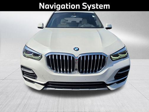 Mineral White Metallic 2022 BMW X5 xDrive40i