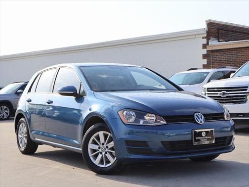 2017 Volkswagen Golf TSI S 4-Door