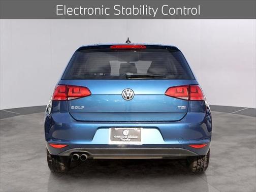 2017 Volkswagen Golf TSI S 4-Door
