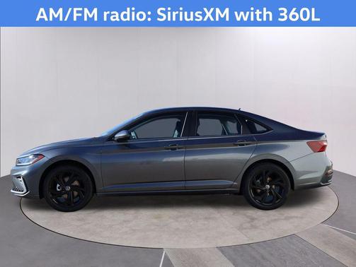 2026 Volkswagen Jetta 1.4T SE