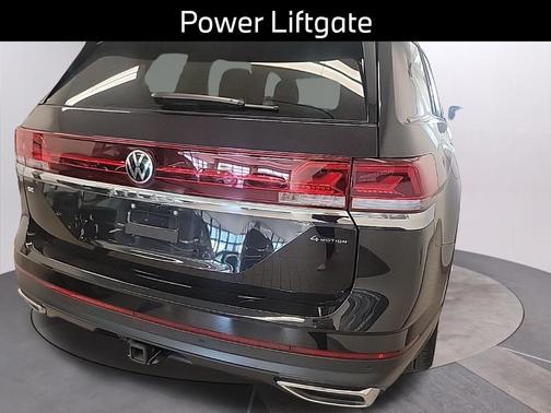 2024 Volkswagen Atlas 2.0T SE w/Technology 4MOTION