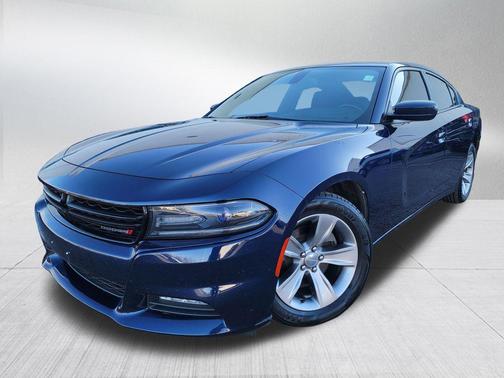 2016 Dodge Charger SXT