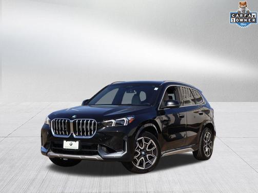 Black Sapphire Metallic 2025 BMW X1 xDrive28i