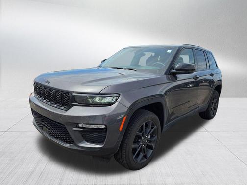 Baltic Gray Metallic Clearcoat 2025 Jeep Grand Cherokee Limited