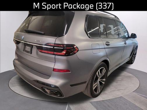 2023 BMW X7 xDrive40i