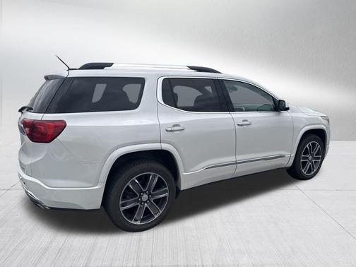 White Frost Tricoat 2017 GMC Acadia Denali