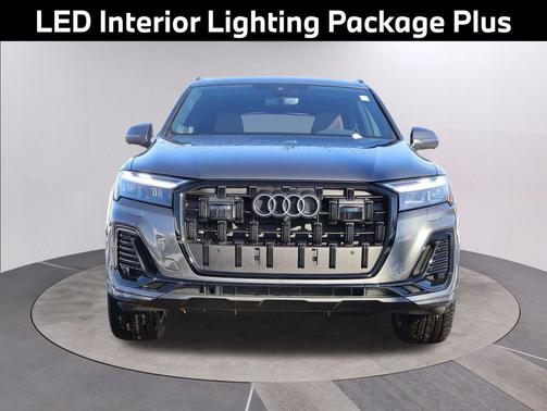 2025 Audi Q7 45 Premium Plus