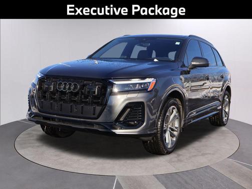 2025 Audi Q7 45 Premium Plus
