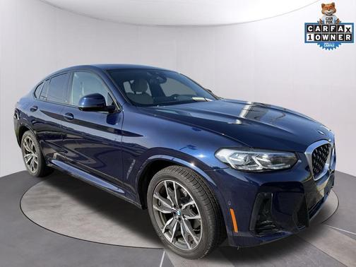 2022 BMW X4 xDrive30i