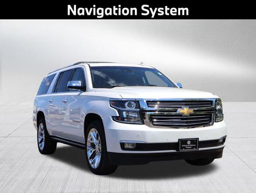 Iridescent Pearl Tricoat 2019 Chevrolet Suburban Premier