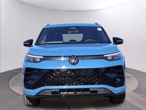 2026 Volkswagen Tiguan 2.0T SE R-Line Black 4MOTION