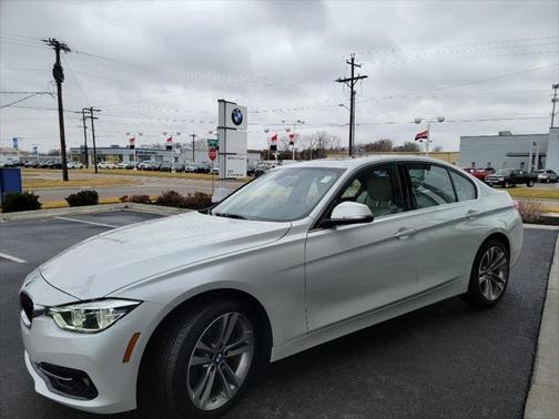 White Metallic 2018 BMW 330 xDrive