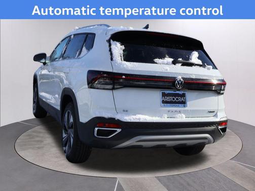 2026 Volkswagen Taos SE