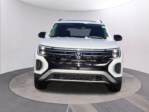 2026 Volkswagen Atlas Peak Edition