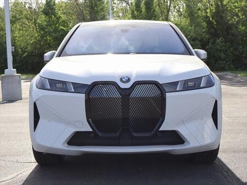 2026 BMW iX xDrive45
